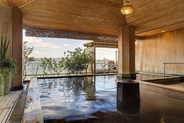 和倉温泉「のと楽」が宿舎ラインナップに加わりました「写真は女性用檜風呂」(4月23日ボランティア企画より)