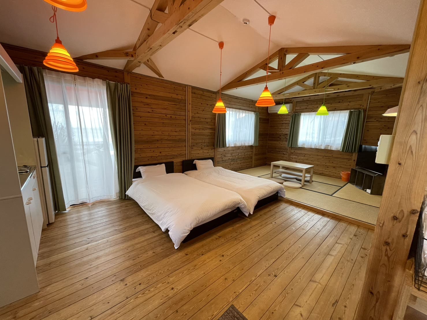 客室ログハウス